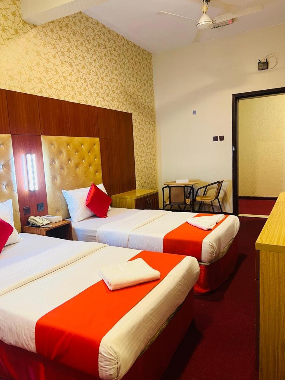 Parasol Hotel Dubai Luaran gambar